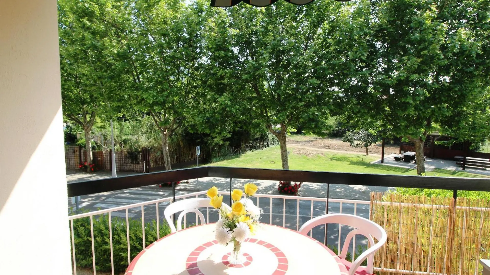 Europa 15 - Apartamento Centrico En Llanca Con Dos Dormitorios. - Es-228-72 Apartman
